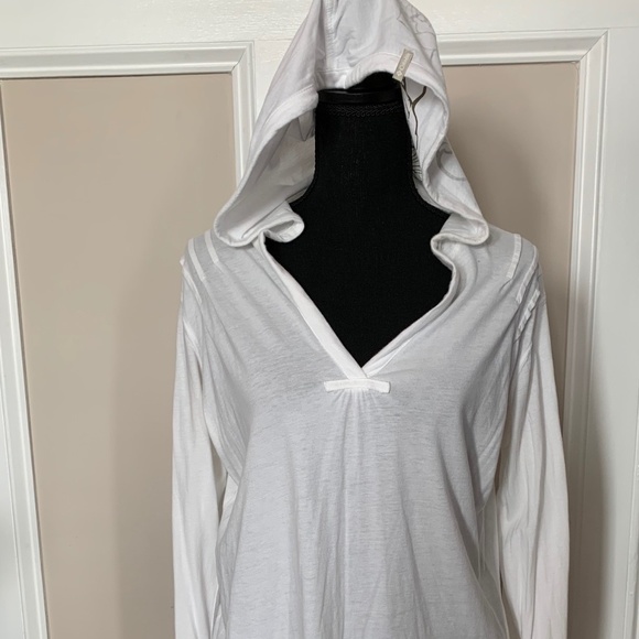 Columbia Tops - White lightweight Hoodie